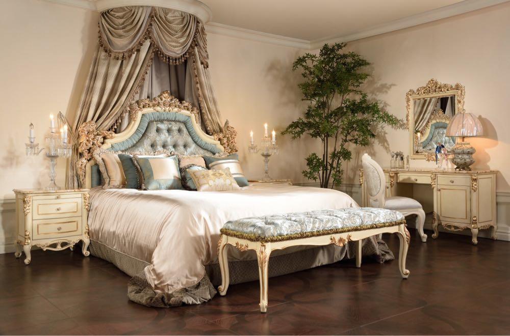 皮面洛可可家具與計(jì)算機(jī)網(wǎng)絡(luò)工程服務(wù)的融合創(chuàng)新